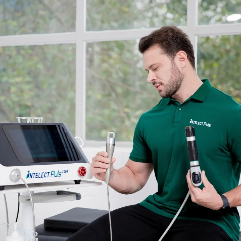 Portable 12 Watt 1064nm With 10 Bar ESWT Point Physiotherapy Spa Machine